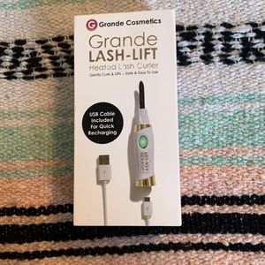 Brand New! Grande Cosmetics, Grande Lash-Lift Heated Lash Curler.